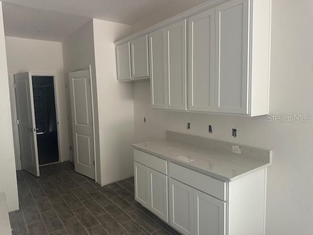 Active With Contract: $399,990 (3 beds, 2 baths, 1988 Square Feet)