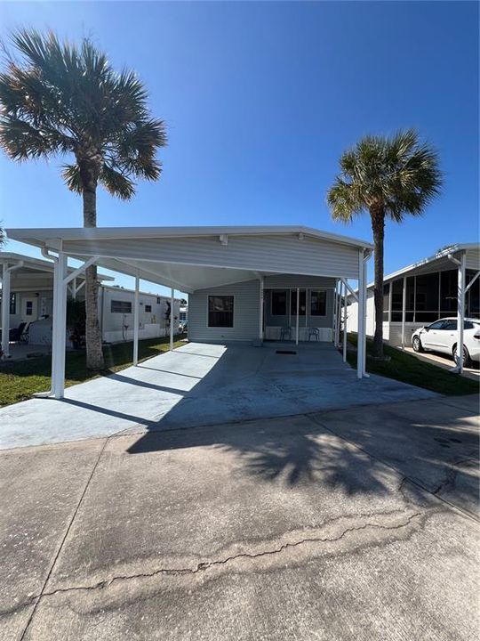 For Sale: $114,000 (2 beds, 1 baths, 396 Square Feet)