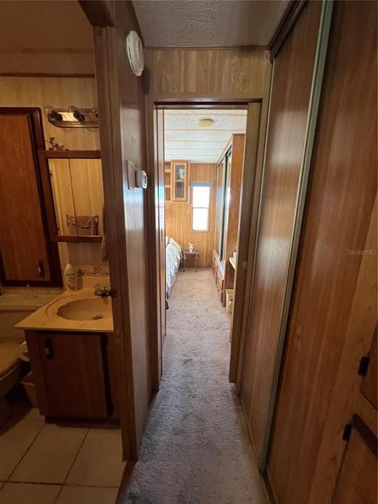 For Sale: $114,000 (2 beds, 1 baths, 396 Square Feet)