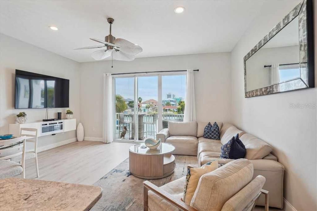 For Sale: $1,900,000 (3 beds, 3 baths, 2241 Square Feet)