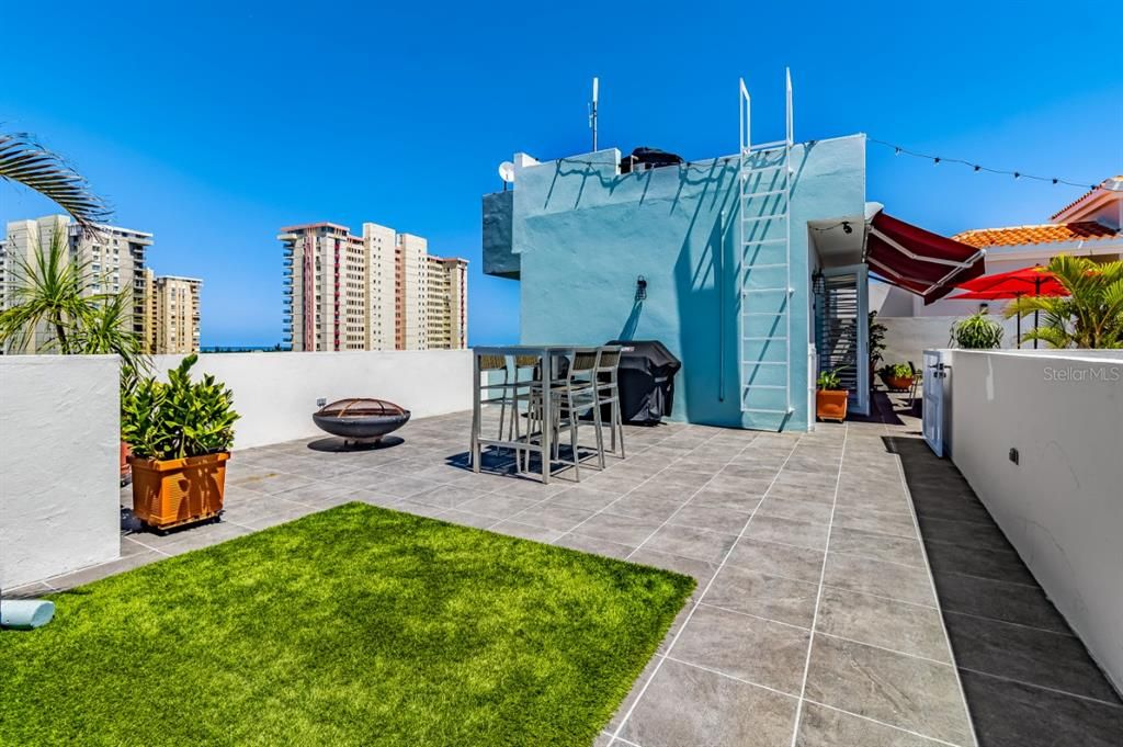 合同活跃: $480,000 (2 贝兹, 3 浴室, 1498 平方英尺)