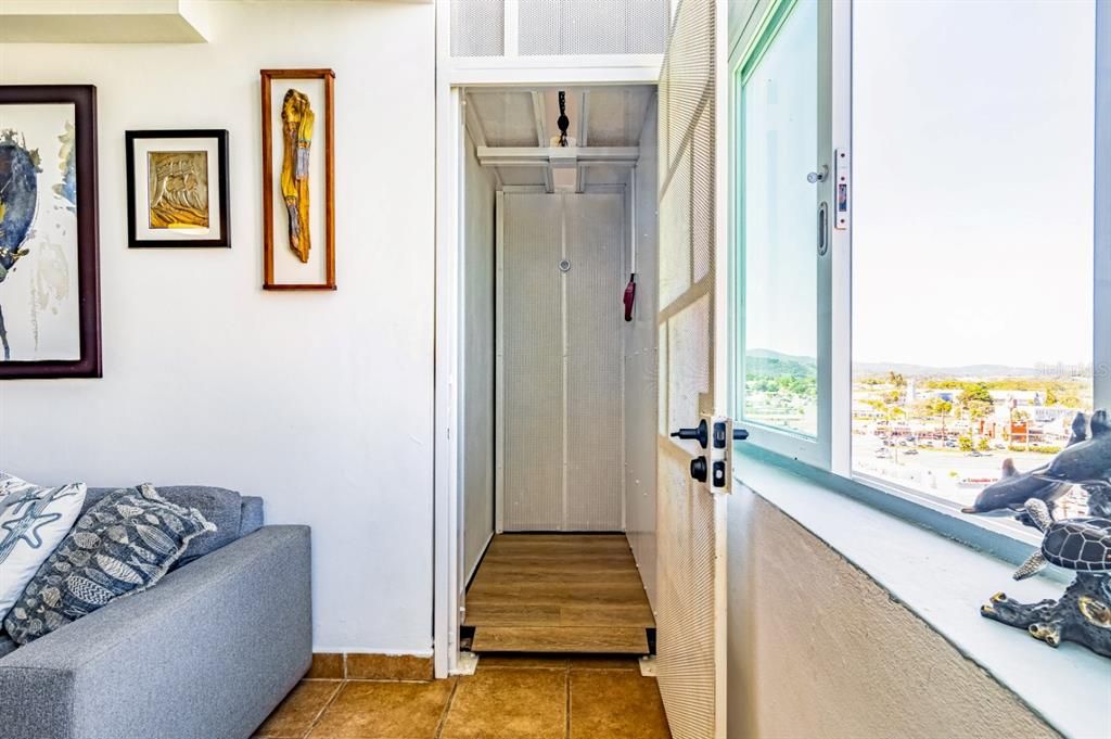 合同活跃: $480,000 (2 贝兹, 3 浴室, 1498 平方英尺)