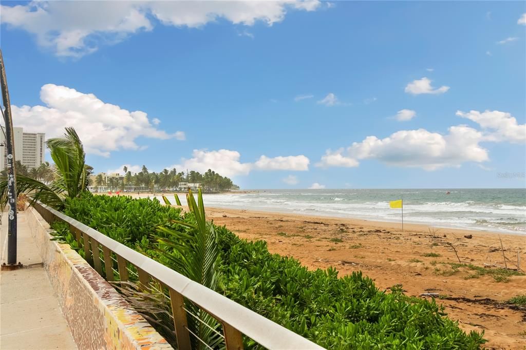 合同活跃: $480,000 (2 贝兹, 3 浴室, 1498 平方英尺)