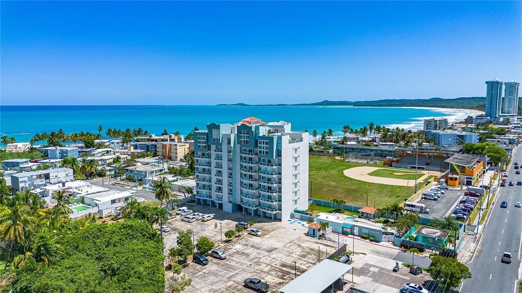 合同活跃: $480,000 (2 贝兹, 3 浴室, 1498 平方英尺)