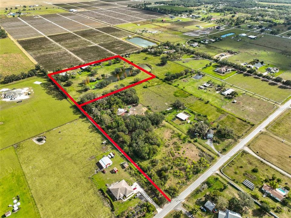 For Sale: $599,000 (3 beds, 2 baths, 1991 Square Feet)