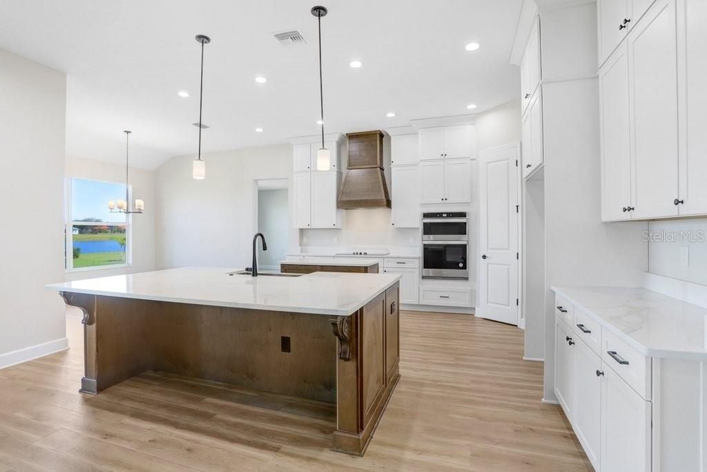 For Sale: $849,990 (3 beds, 2 baths, 3011 Square Feet)