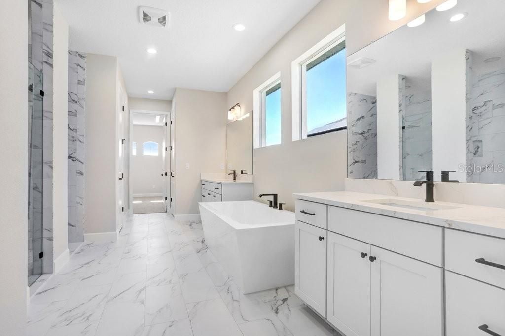 For Sale: $849,990 (3 beds, 2 baths, 3011 Square Feet)