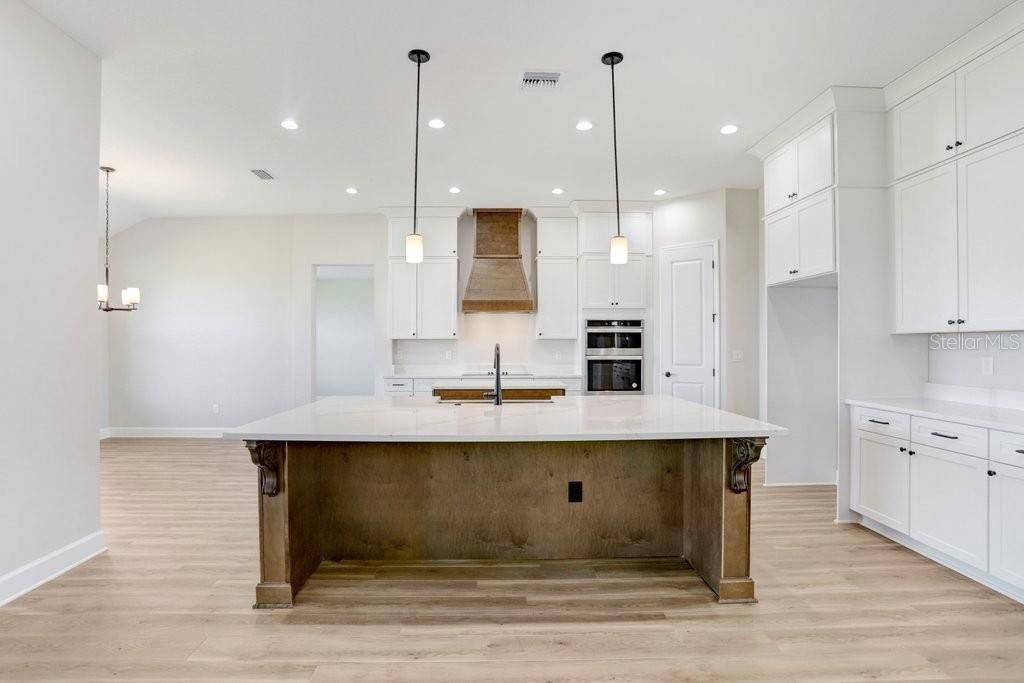 For Sale: $849,990 (3 beds, 2 baths, 3011 Square Feet)