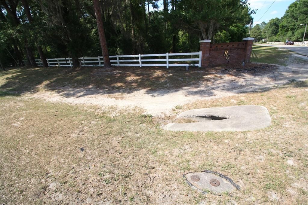 待售: $174,900 (1.47 acres)