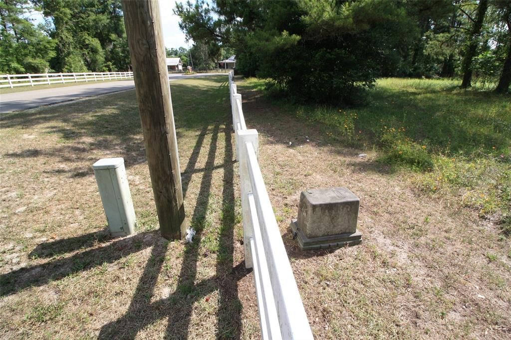 待售: $174,900 (1.47 acres)