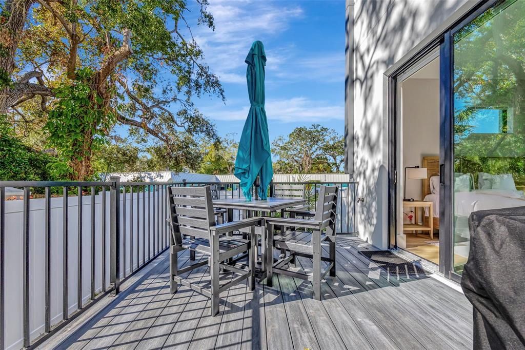 For Rent: $12,000 (4 beds, 3 baths, 2600 Square Feet)