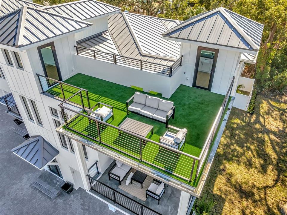 For Rent: $12,000 (4 beds, 3 baths, 2600 Square Feet)