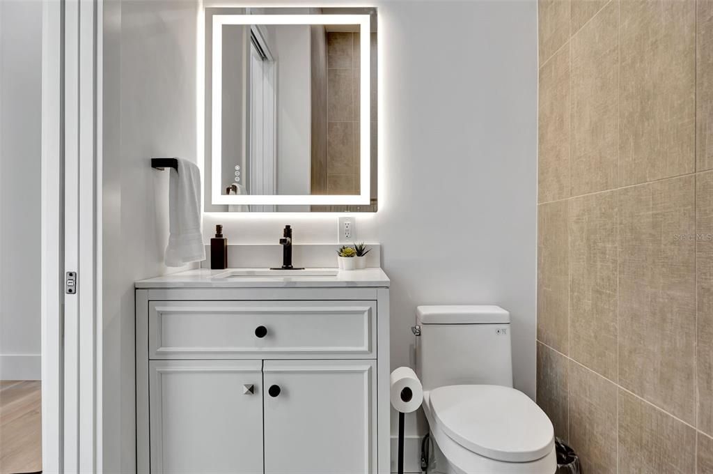 For Rent: $12,000 (4 beds, 3 baths, 2600 Square Feet)