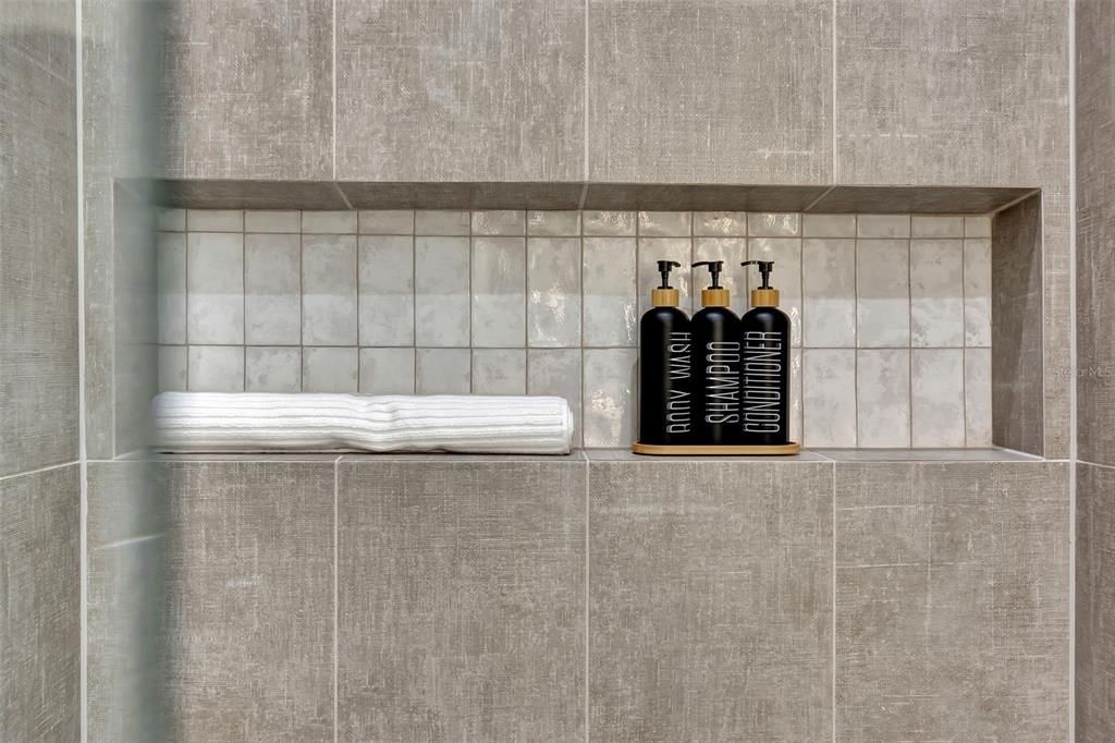 For Rent: $12,000 (4 beds, 3 baths, 2600 Square Feet)