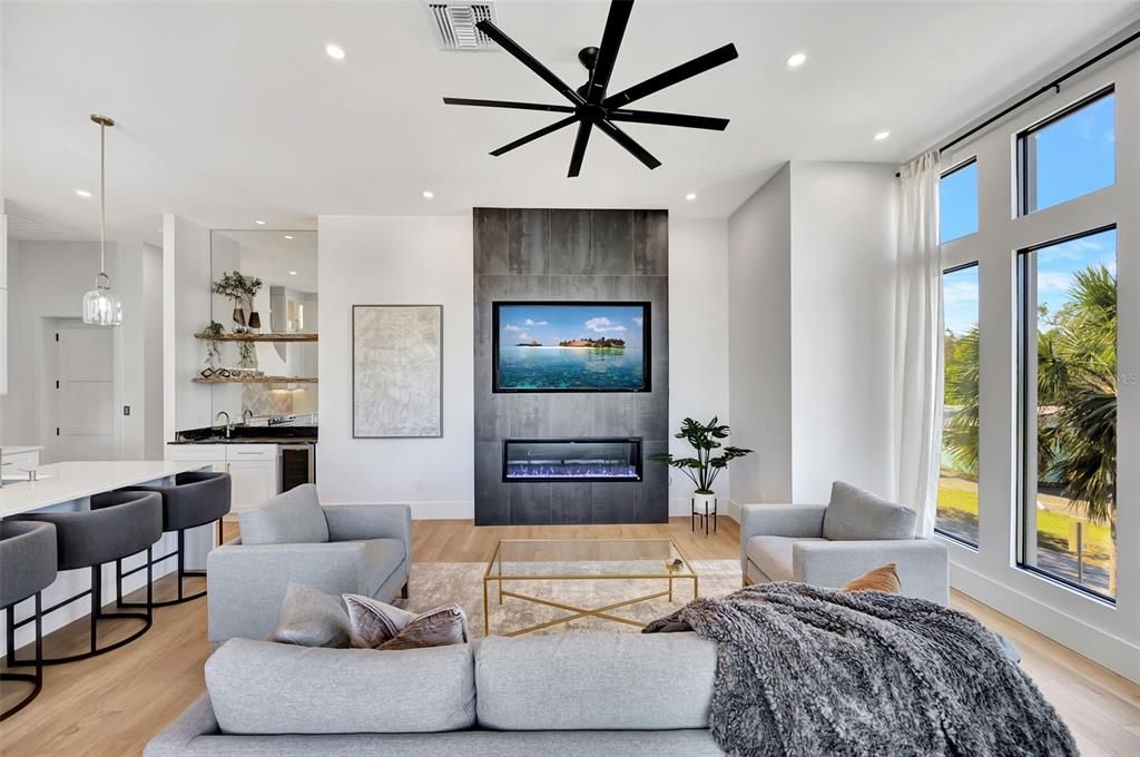 For Rent: $12,000 (4 beds, 3 baths, 2600 Square Feet)