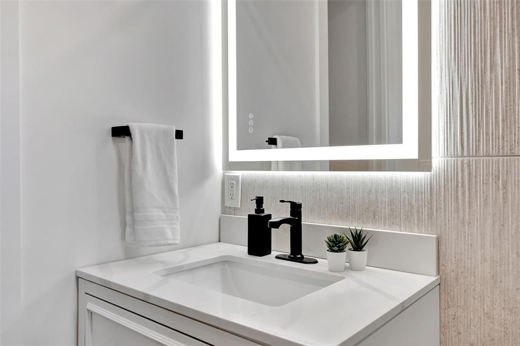 For Rent: $12,000 (4 beds, 3 baths, 2600 Square Feet)