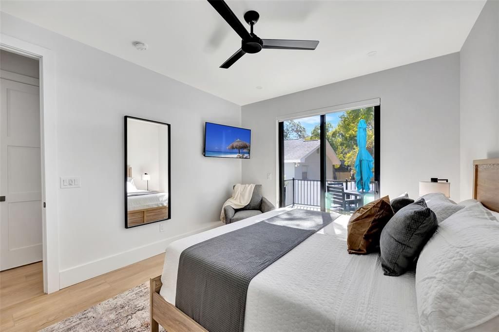 For Rent: $12,000 (4 beds, 3 baths, 2600 Square Feet)