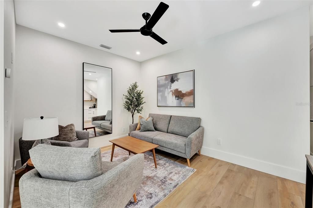 For Rent: $8,250 (3 beds, 2 baths, 1770 Square Feet)