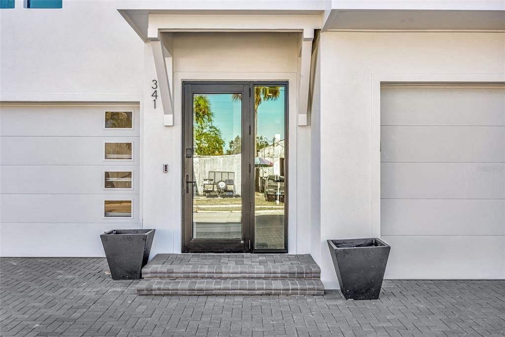 For Rent: $8,250 (3 beds, 2 baths, 1770 Square Feet)
