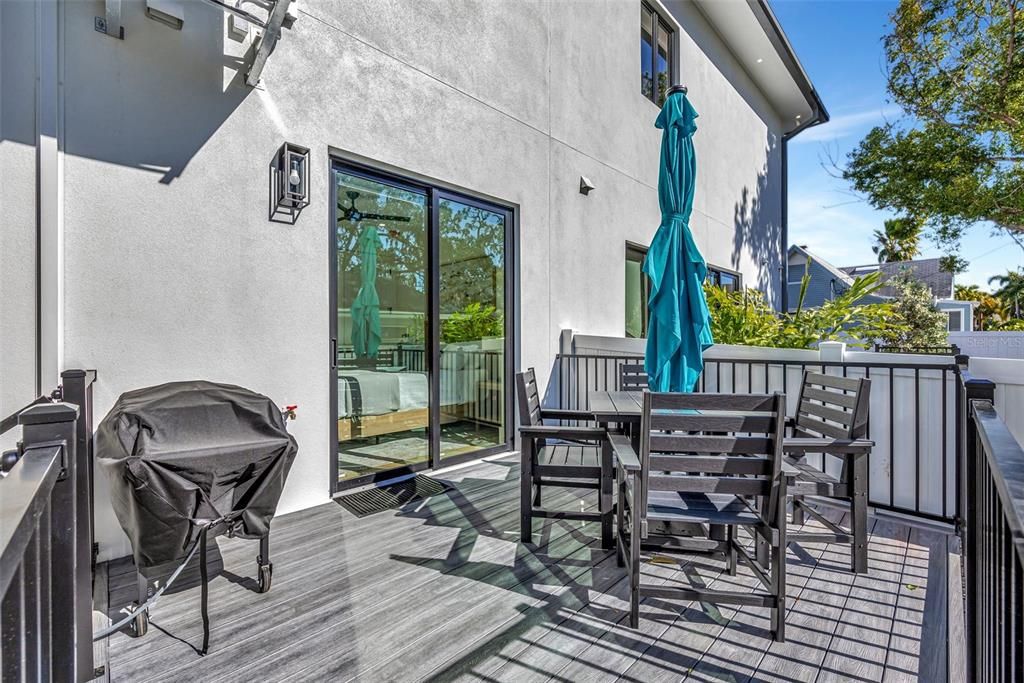 For Rent: $8,250 (3 beds, 2 baths, 1770 Square Feet)