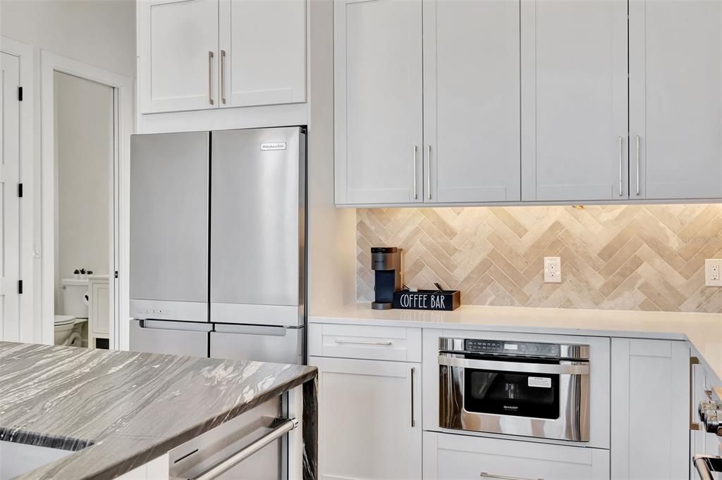 For Rent: $8,250 (3 beds, 2 baths, 1770 Square Feet)