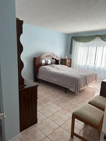 For Sale: $139,786 (2 beds, 2 baths, 1001 Square Feet)