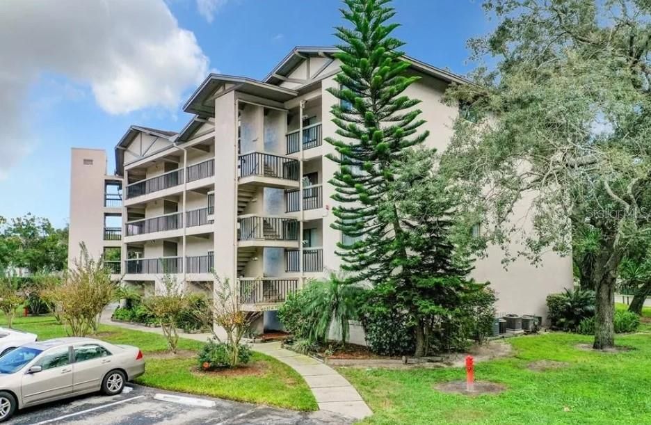 For Sale: $139,786 (2 beds, 2 baths, 1001 Square Feet)