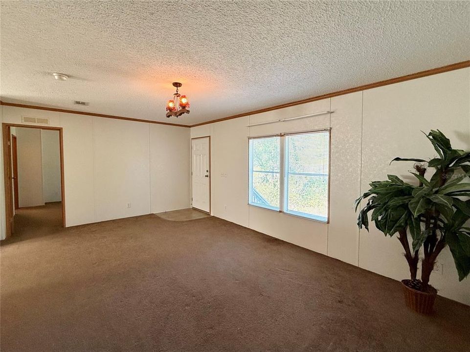 For Sale: $750,000 (3 beds, 2 baths, 1120 Square Feet)