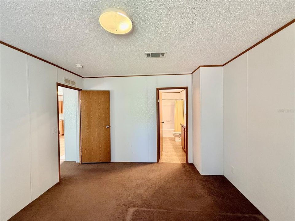 For Sale: $750,000 (3 beds, 2 baths, 1120 Square Feet)