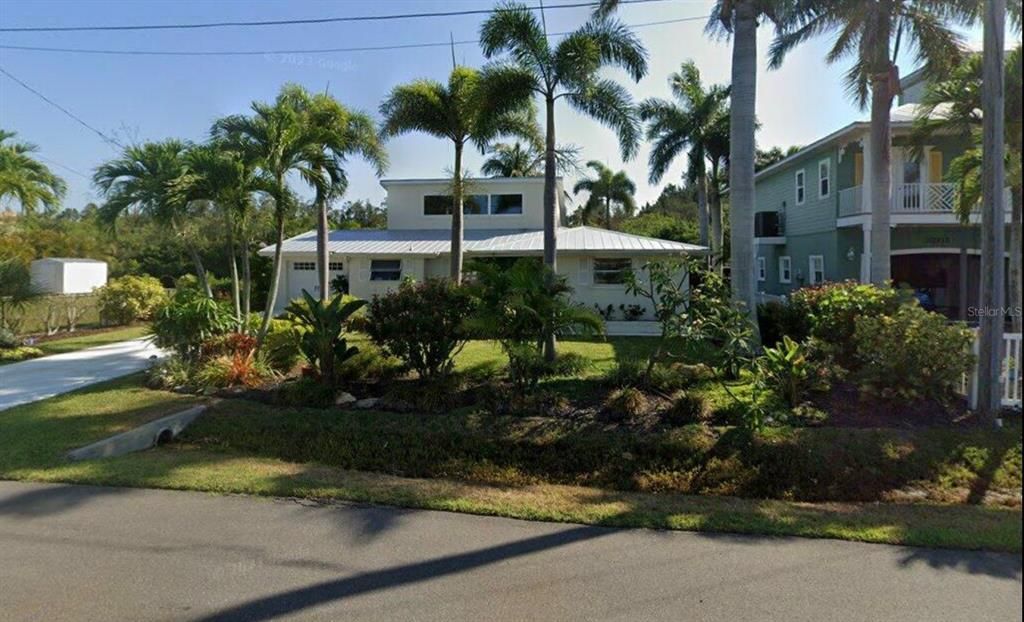 Recently Sold: $605,000 (2 beds, 2 baths, 1845 Square Feet)