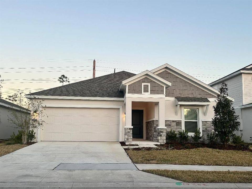 Recently Rented: $2,095 (3 beds, 2 baths, 1310 Square Feet)