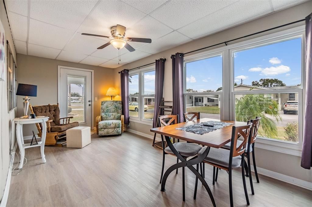 Active With Contract: $150,000 (2 beds, 2 baths, 1104 Square Feet)