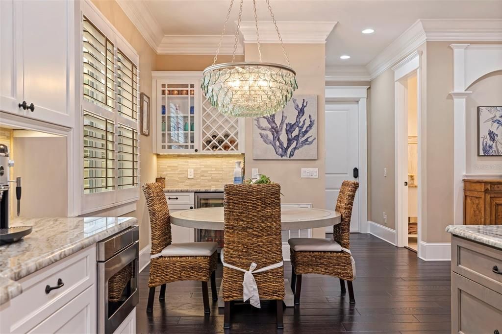 For Sale: $2,990,000 (4 beds, 5 baths, 4082 Square Feet)