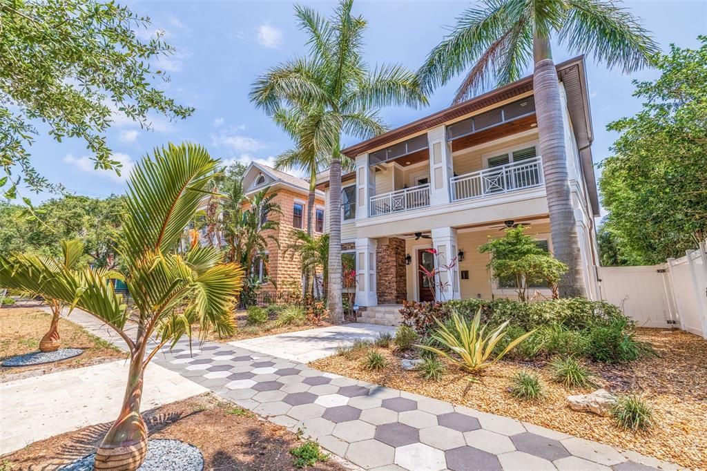 For Sale: $2,990,000 (4 beds, 5 baths, 4082 Square Feet)