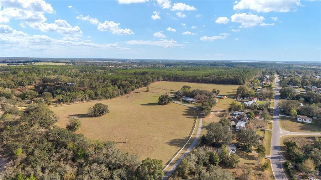 Recently Sold: $676,000 (3 beds, 2 baths, 1684 Square Feet)