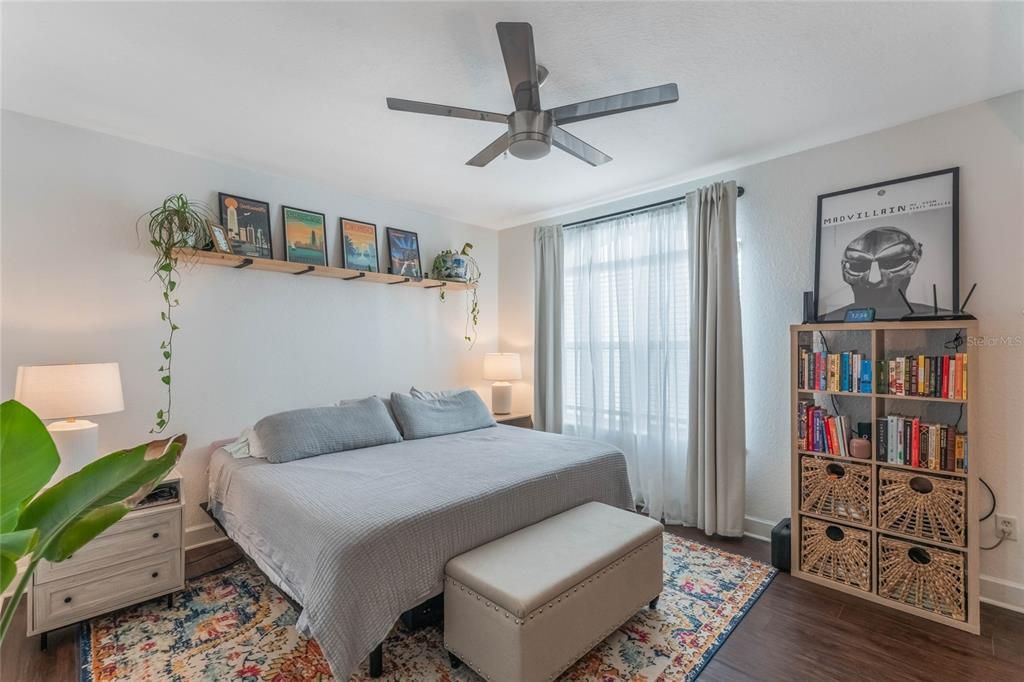 For Sale: $259,000 (2 beds, 2 baths, 1215 Square Feet)