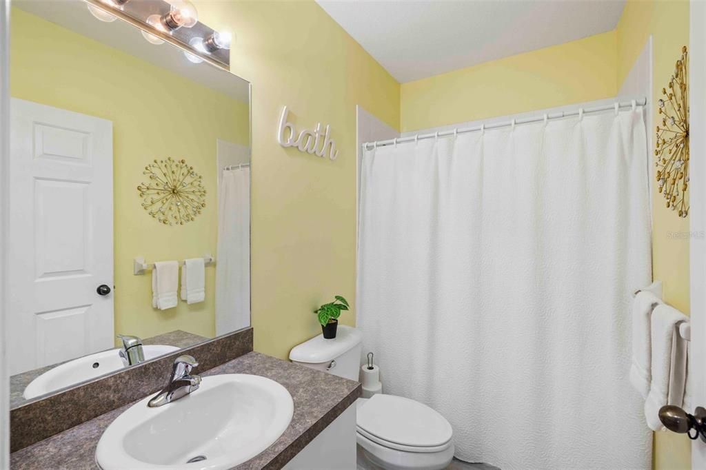 Active With Contract: $158,620 (3 beds, 2 baths, 1293 Square Feet)
