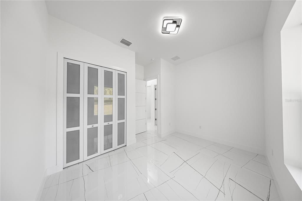 En Venta: $699,999 (4 camas, 2 baños, 2284 Pies cuadrados)