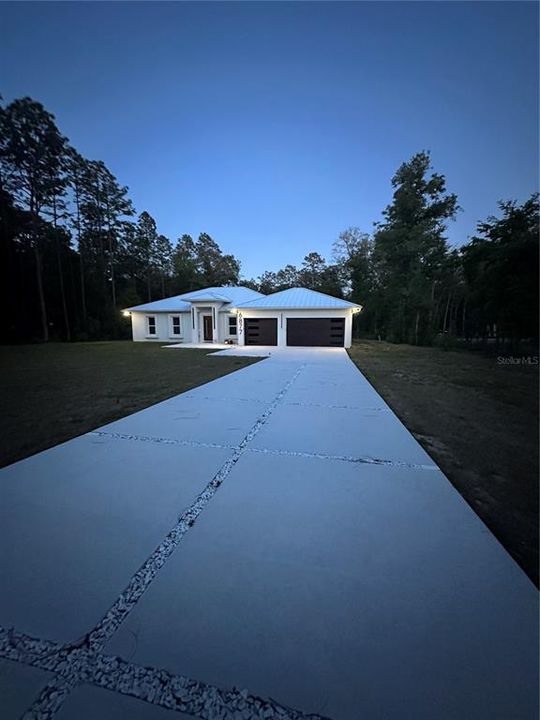 En Venta: $699,999 (4 camas, 2 baños, 2284 Pies cuadrados)