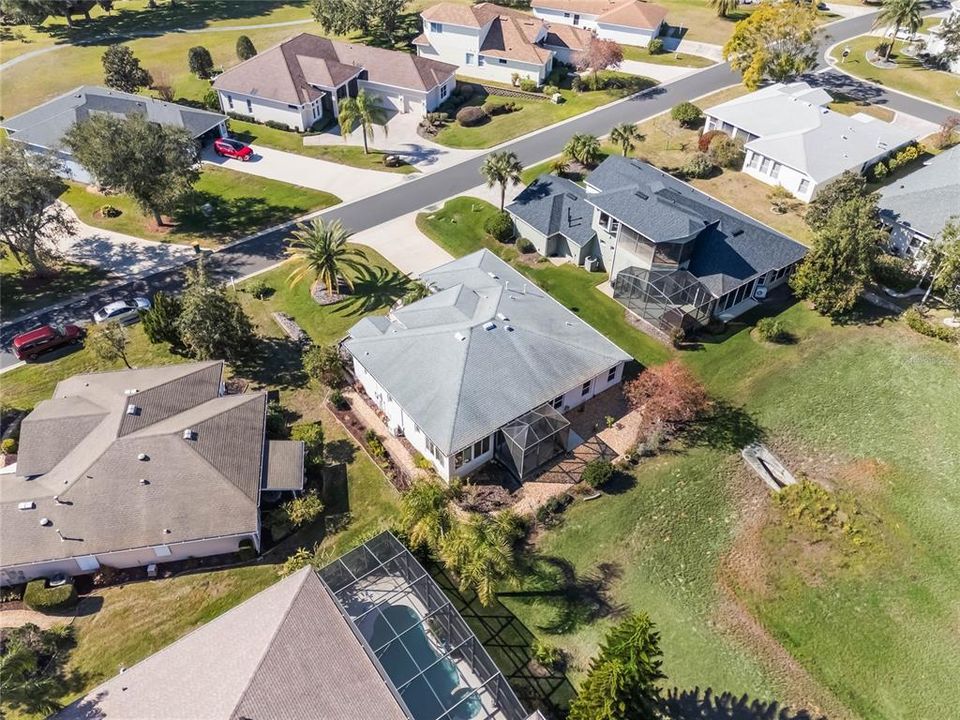 Под контрактом: $349,800 (3 спален, 2 ванн, 1901 Квадратных фут)