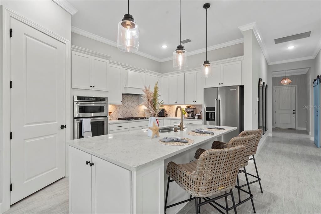 For Rent: $7,000 (3 beds, 2 baths, 2055 Square Feet)