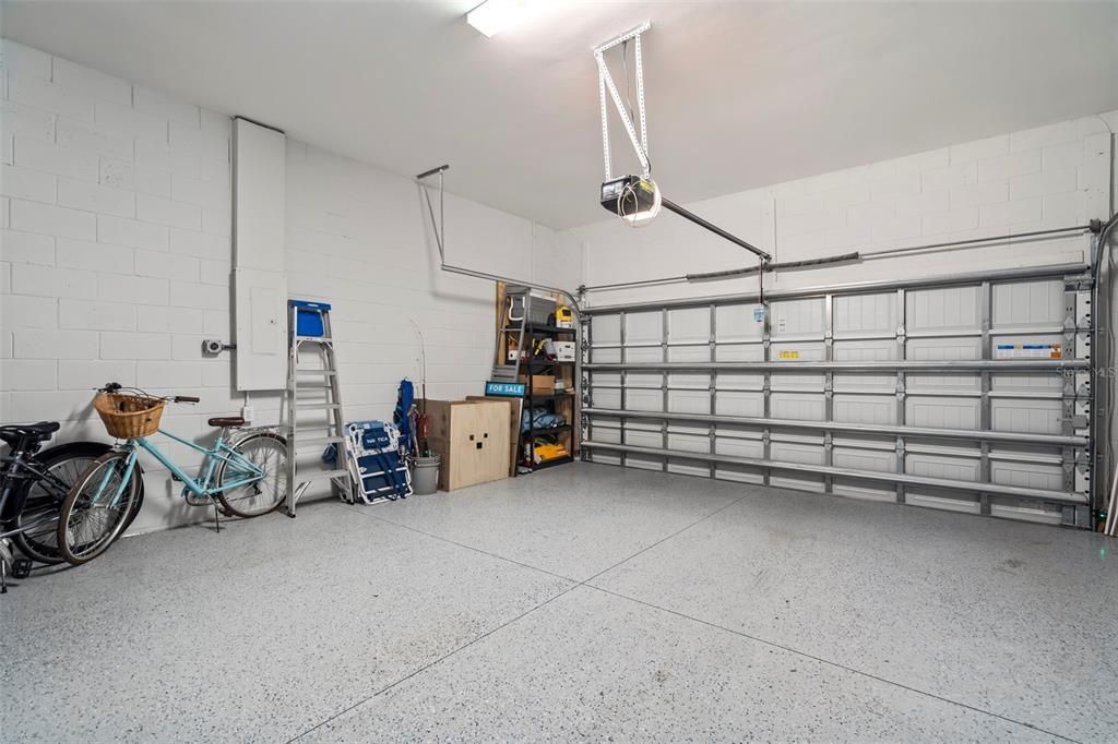 For Rent: $7,000 (3 beds, 2 baths, 2055 Square Feet)