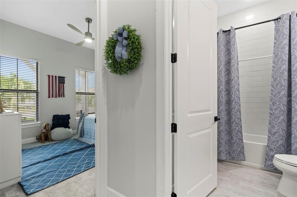 For Rent: $7,000 (3 beds, 2 baths, 2055 Square Feet)