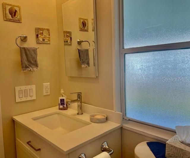 Active With Contract: $198,500 (2 beds, 2 baths, 1508 Square Feet)