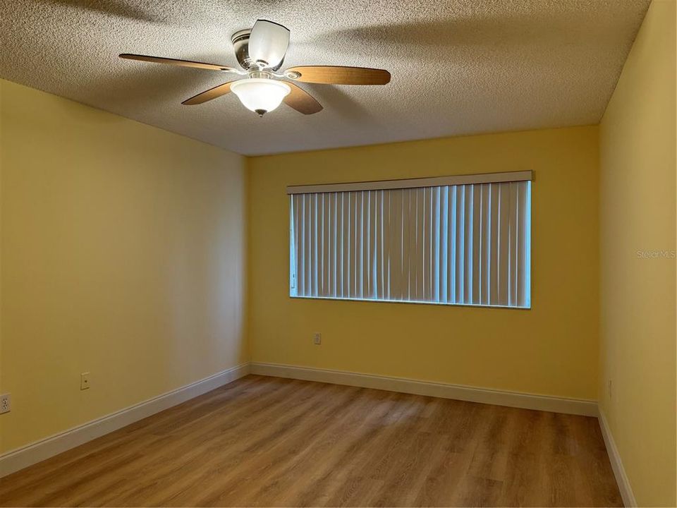 На продажу: $200,000 (2 спален, 2 ванн, 1513 Квадратных фут)