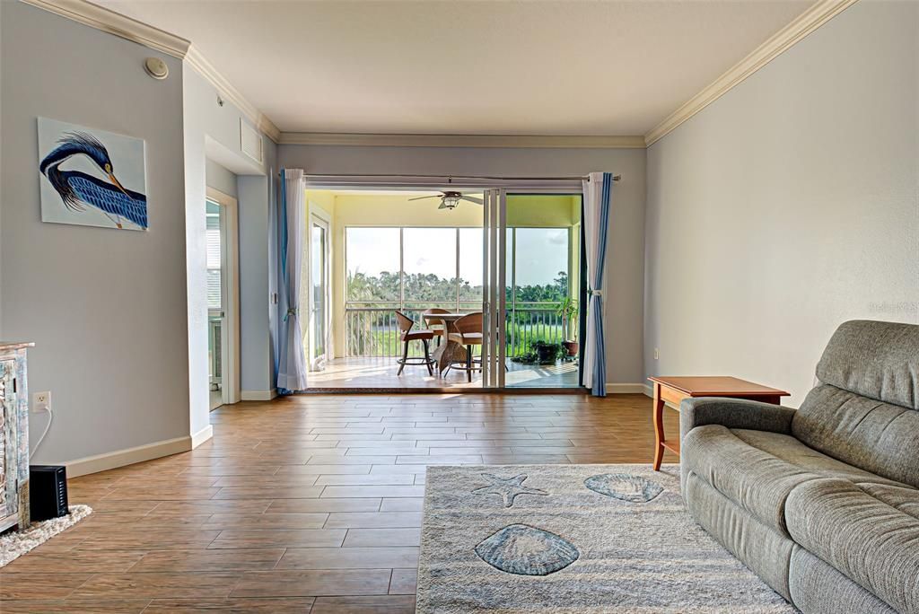 For Sale: $260,000 (3 beds, 2 baths, 1729 Square Feet)