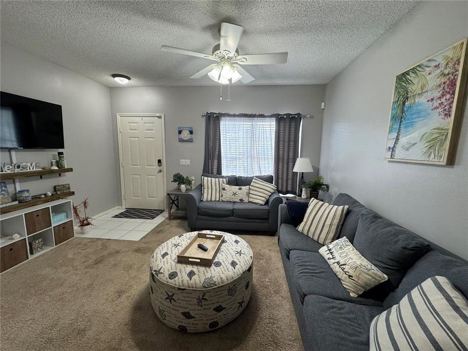 For Rent: $2,300 (2 beds, 2 baths, 1080 Square Feet)