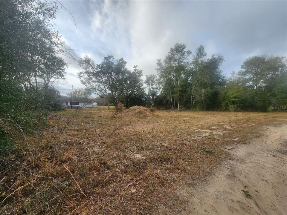 待售: $26,999 (0.23 acres)