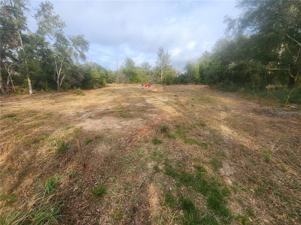 待售: $26,999 (0.23 acres)