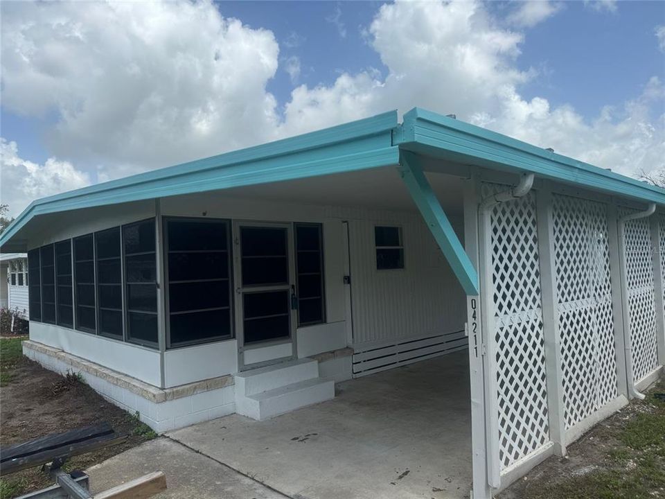 合同活跃: $149,900 (2 贝兹, 2 浴室, 960 平方英尺)